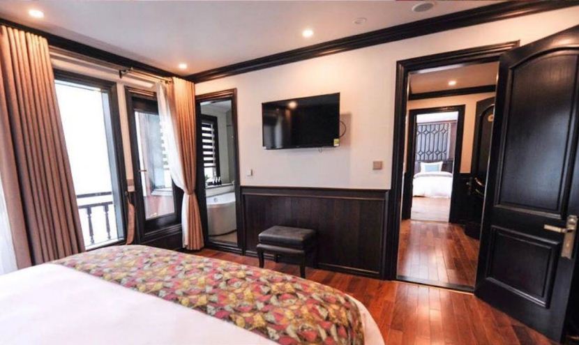 junior-connecting-suite-cabin-erina-cruise-halong-bay
